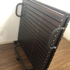 （取引中）値下げ★折りたたみベッド　シングル　の画像