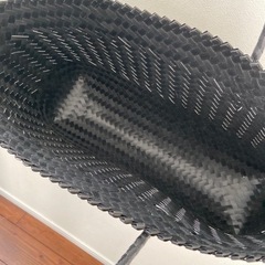 かごバッグ モノトーンの画像