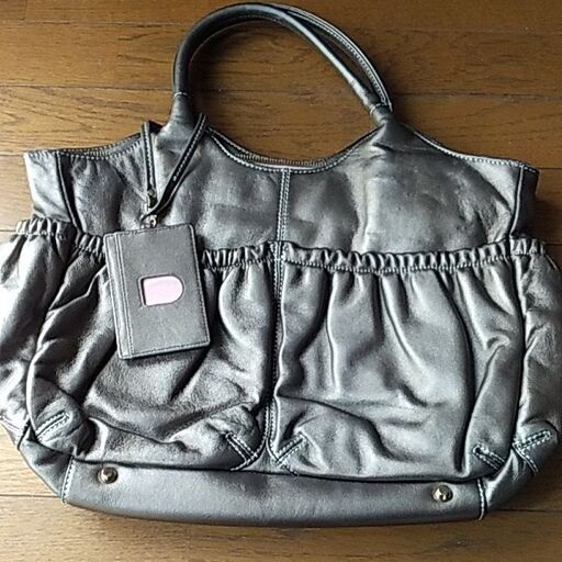 ショルダーバッグ