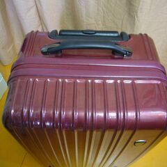キャリーバッグ　スーツケース　ハードタイプ　ワインレッドの画像