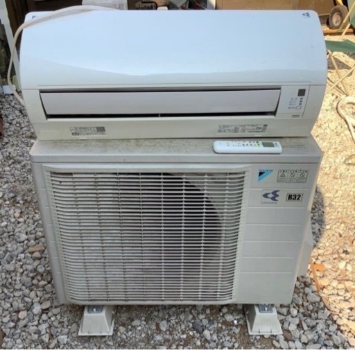ダイキンルームエアコン　２０１６年製