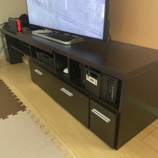 オシャレテレビボード　長さと角度調整可能