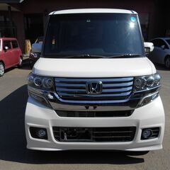ホンダ　N-BOX　４WD　H25年式