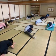 ヨガ身体が硬くても大丈夫！　RYT200.腸活ヨガインストラクタ...