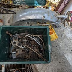 再度出品!ヤマハXS650Ｅ一台分部品の画像
