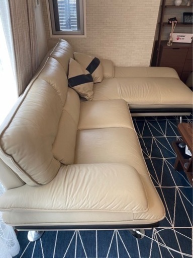 ニトリ カウチソファ 本革 人気のアイボリー 入荷待ちだった大人気モデル ロゾ4 節約 【引き取り限定】ニトリ 本革カウチソファ(ロゾ4 BE LC ホンガワ)