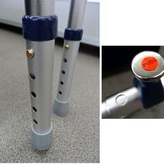 お値下げ！美品！歩行器 介護・リハビリ セーフティアーム固定式 2段グリップ イーストアイ アルミ製 立ち上がり用手すり　西岡店の画像