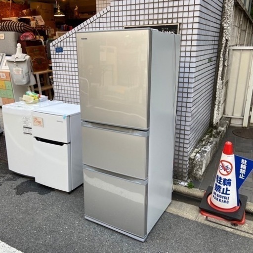 【売約済み】　東芝 TOSHIBA GR-K33S (S) [VEGETA（ベジータ） 冷凍冷蔵庫 （330L・右開き） 3ドア シルバー] 冷蔵庫　3ドア　fridge 同棲　ファミリー　サイズ　大容量　330L 2017年