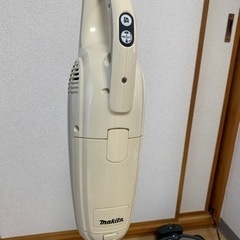 makita マキタコードレスクリーナーの画像