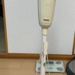 makita マキタコードレスクリーナーの画像