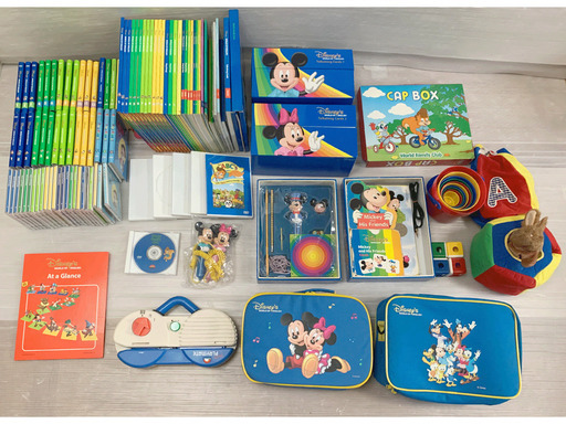 長期保管品】DWE/ディズニー英語システム ワールドファミリー フルセットを、直接引き取りに来て頂ける方に、40,000円でお譲りいたします。