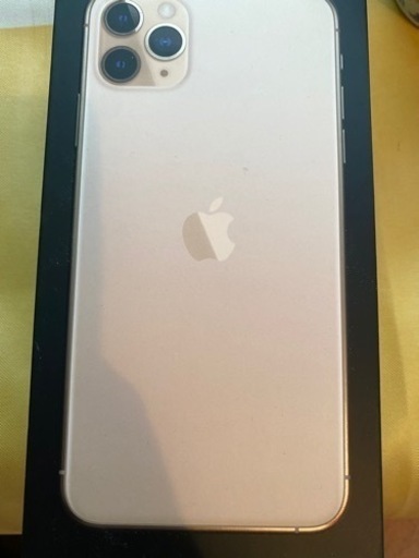 iPhone 11 pro max 256G SIMフリー