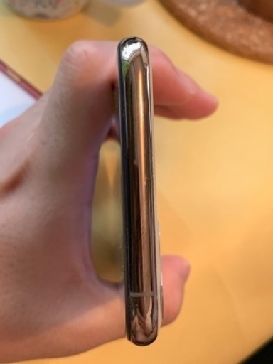 iPhone 11 pro max 256G SIMフリー