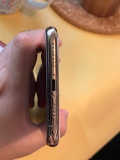 iPhone 11 pro max 256G SIMフリー
