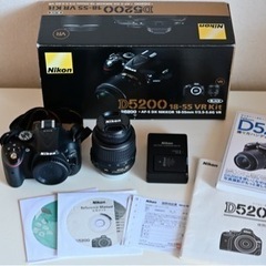 ニコン　一眼レフデジタルカメラ　Nikon D5200 18-55VR キット　の画像
