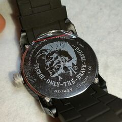 電池新品交換済！ 美品！ DIESEL(ディーゼル)  DZ-1437　①の画像