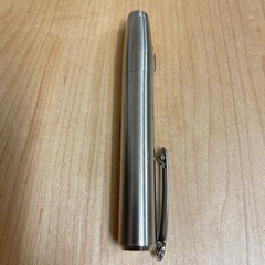 レーザーポインター