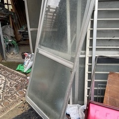ガラス戸　