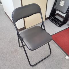 折りたたみ椅子（黒）6セット 差しあげます。