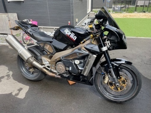 売れました)アプリリア　TUONO 1000 改造多数　CBR YZF GSX ZZR ZX 大型バイク　SS ネイキッド