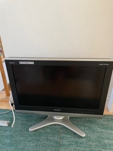 SHARP AQUOS 26インチ　TV