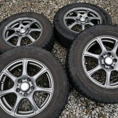 Eprine 7本スポーク アルミホイール YOKOHAMA スタッドレスタイヤ 215/65/r16 16インチ 5穴 引取歓迎Eprine 7本スポーク アルミホイール YOKOHAMA スタッドレスタイヤ 215/65/r16 16インチ 5穴 引取歓迎