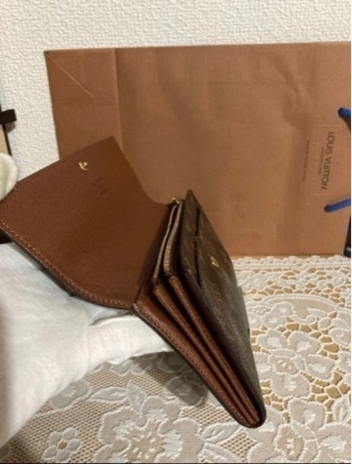 状態良好　ルイヴィトン　ポルトフォイユ サラ　モノグラム　　二つ折り長財布　正規店リペア可能な正規品です。
