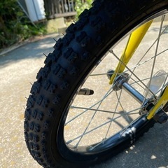 16インチ子供用自転車の画像