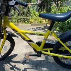 16インチ子供用自転車の画像