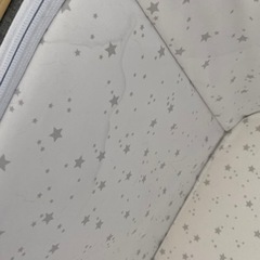 ベビーベッド グレー 急募 本日11:00までの画像