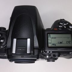 NIKON D700 デジタルフルサイズ一眼レフカメラ ボディ 中古品