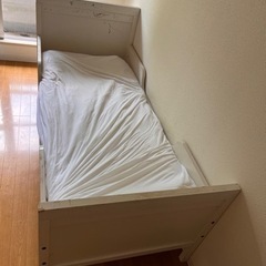 幼児用ベッド