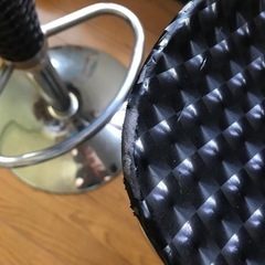 ガス圧昇降　カフェ椅子　2脚セットの画像