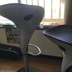 ガス圧昇降　カフェ椅子　2脚セットの画像