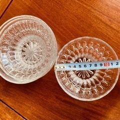 レトロ　ガラス器4枚セットの画像