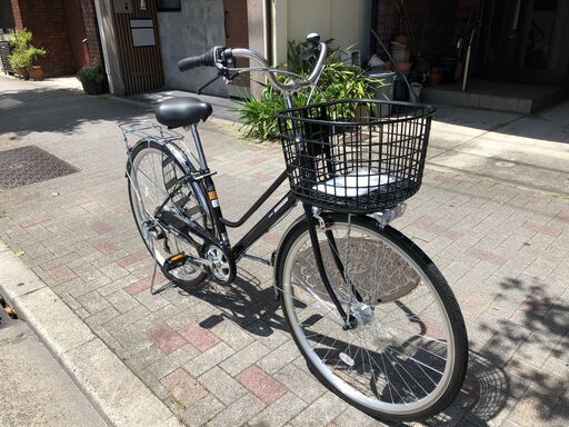 【ほぼ新品】27インチ　絶対パンクしない変速付シティサイクル