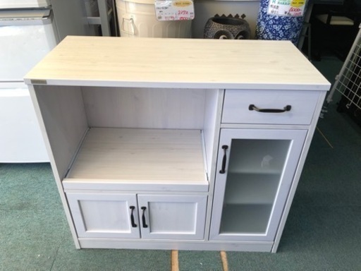 【リサイクルサービス八光　田上店　配達・設置OK】キッチンボード　2口コンセント/キャスター付き リサイクルサービス八光 田上店 配達・設置OK】佐藤産業 Cerise