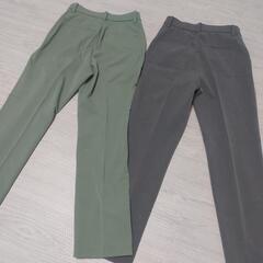 新品　ユニクロ　スマートアンクルパンツ　Sサイズ　ダークグレーのみ　の画像