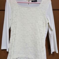 長袖　レースカットソー