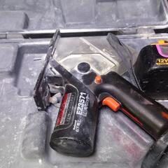 中古格安　電動工具充電角穴カッター EZ3571の画像