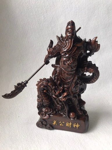 木彫りの関羽像