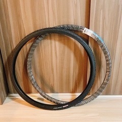 タイヤ2本（700×35c）の画像