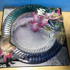 【新品 未使用品 箱付き】　日本製　SOGAガラス　色付きカレイ...