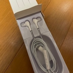【新品未使用】Apple MFi認証品 iPhone イヤホン 有線イヤホン iphone用イヤホン lightning ライトニングイヤホン ノイズキャンセリング マイク付き 通話可能 有線 イヤホン コントローラ付き 音量調節 ステレオイヤフォン 磁気設計 絡み防止 iPhone対応 MFi正規認証13/13Pro/12/12Pro/11/X/XS/XR/XS Max/8/8P/7/7P/iPad/ipodの画像