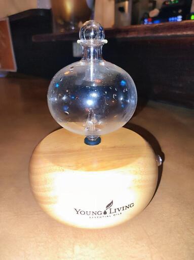 (値下げしました！)YOUNG LIVING ラウンド ディフューザー #ヤングリビング #ディフューザー