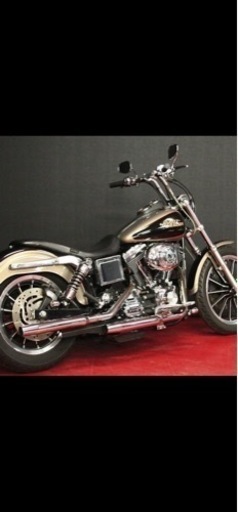 ハーレーダビットソン　カスタムマフラー