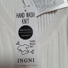 【売約済】さらにお値下げ中！INGNI フレンチスリーブ 変則リブニットの画像