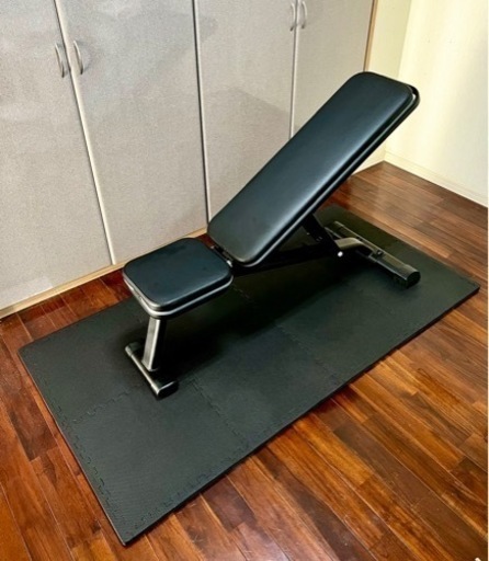 トレーニングベンチ（ジョイントマット付き）