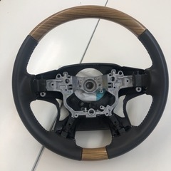 土日値下げ！プラド150系後期　純正ウッドステアリングの画像