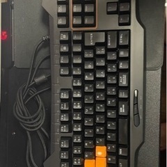 STRIX TACTIC PRO ゲーミングキーボード